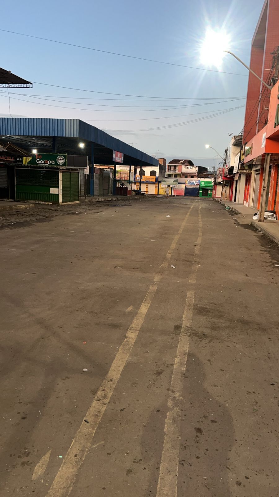 Via na Praça Duque de Caxias é liberada após avanço nas obras da nova estrutura da Feira Livre – Prefeitura de Santo Antônio de Jesus - BA