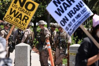 Atos contra ataque dos EUA, pró-Irã e pró-Israel tomam ruas no mundo