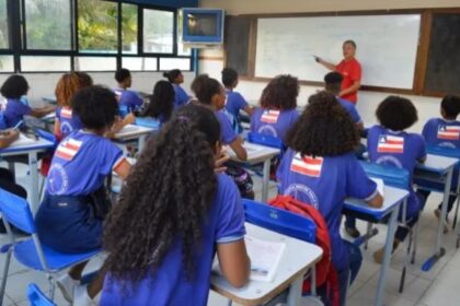 Bahia lidera ranking nacional de escolarização entre adolescentes, aponta IBGE