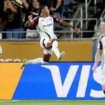 Flamengo fecha primeira fase do Mundial com empate com o Los Angeles