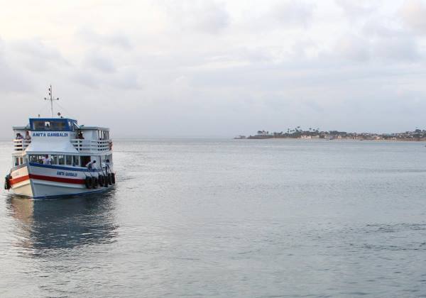 Travessia Salvador-Mar Grande é suspensa por causa do mau tempo nesta quinta-feira (12)