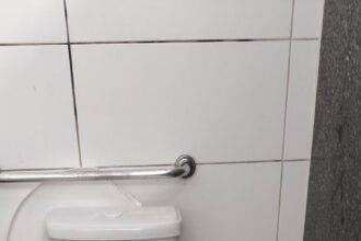 Prefeitura de Santo Antônio de Jesus evidencia atos de vandalismo em banheiros públicos – Prefeitura de Santo Antônio de Jesus - BA