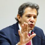 Brasil não sairá da mesa de negociação com EUA, diz Haddad