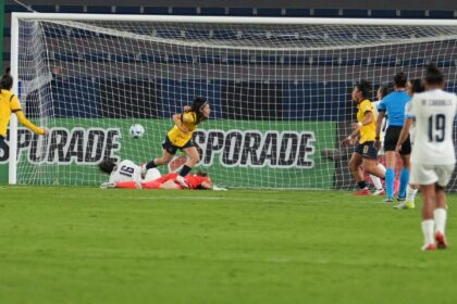Equador arranca empate com Uruguai na abertura da Copa América