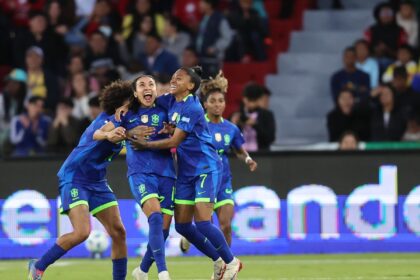 Em final emocionante, Brasil bate Colômbia e é campeão da Copa América