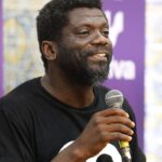 Escritor marfinense compara situação de Gaza com violência colonial