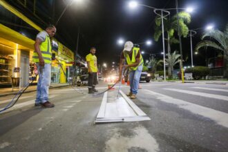 Prefeitura de Santo Antônio de Jesus intensifica pintura de sinalização horizontal para reforçar segurança no trânsito