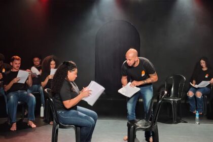 Projeto Nós do Morro leva leituras teatrais à comunidade do Vidigal