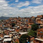 Curso capacita jovens de favelas para produzir conteúdo nas redes