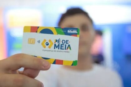 MEC inicia pagamento da 7ª parcela do Pé-de-Meia para estudantes do ensino médio