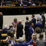 Motta anuncia votação de urgência para projeto de anistia a golpistas