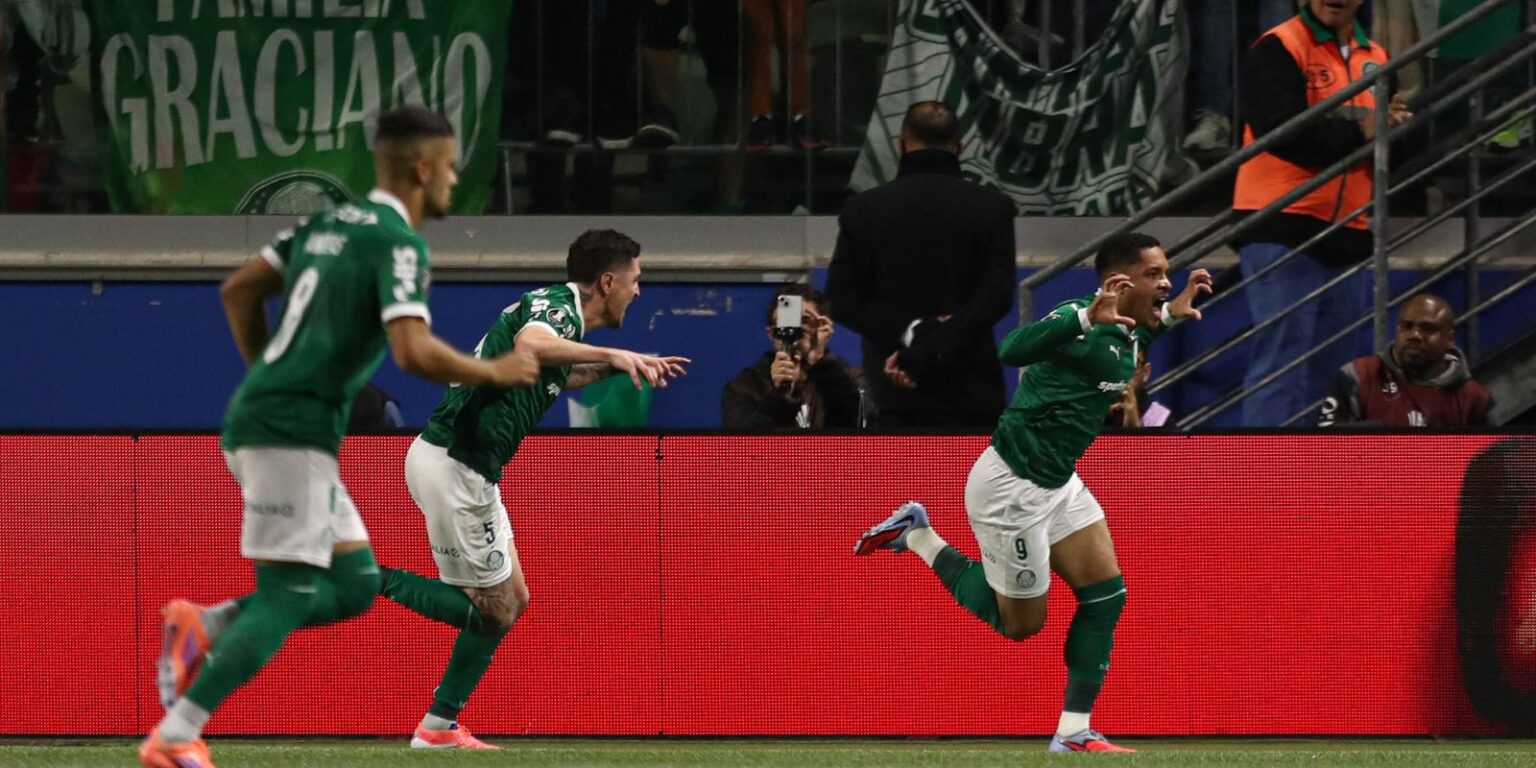 Palmeiras volta a derrotar o River e chega à semifinal da Libertadores