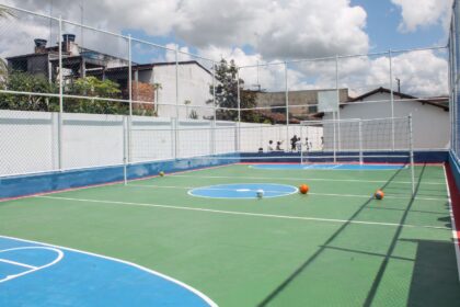Prefeitura de Santo Antônio de Jesus inaugurou quadra poliesportiva na Escola Florentino Firmino de Almeida II – Prefeitura de Santo Antônio de Jesus - BA