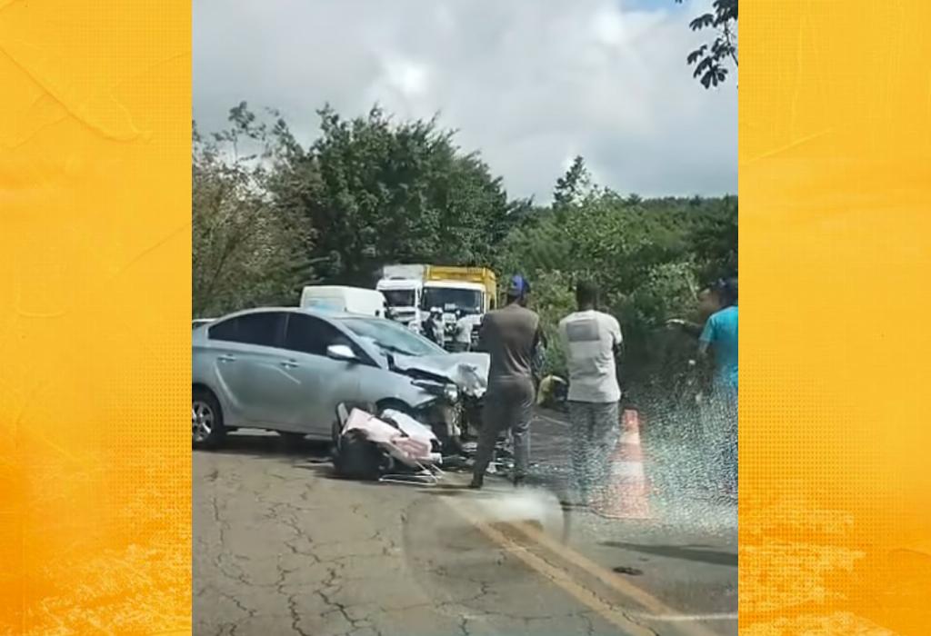 Acidente grave na BA-542 deixa várias pessoas feridas em Valença