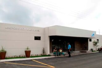 Aeroporto de Feira de Santana poderá receber Boeing 737-800 após obras