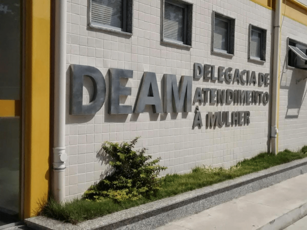 Assessor parlamentar é preso suspeito de matar ex-companheira a facadas na Bahia