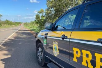 Batida entre dois carros na BR-349 deixa quatro mortos e três feridos na Bahia