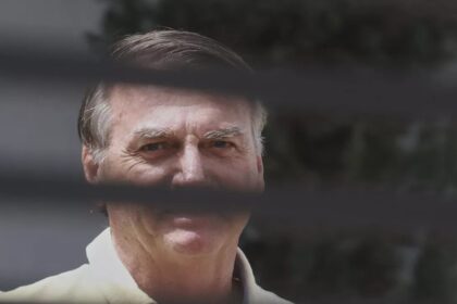 Bolsonaro vira alvo de novas investigações no STF