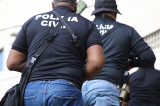 Homem apontado como líder do tráfico é preso em flagrante com cocaína em Muritiba