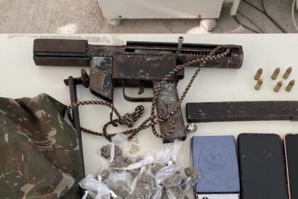 Operação conjunta apreende fuzil e termina com morte de suspeito na Ilha de Itaparica