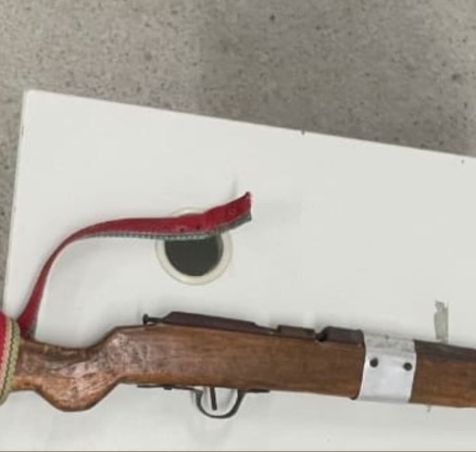 Polícia Militar apreende arma de fogo em ocorrência de violência doméstica em Vera Cruz