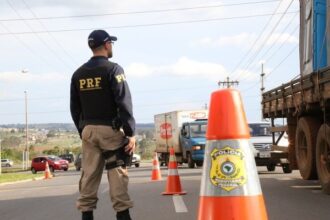 Quatro pessoas morrem e três ficam feridas em grave acidente na BR-349, em Correntina