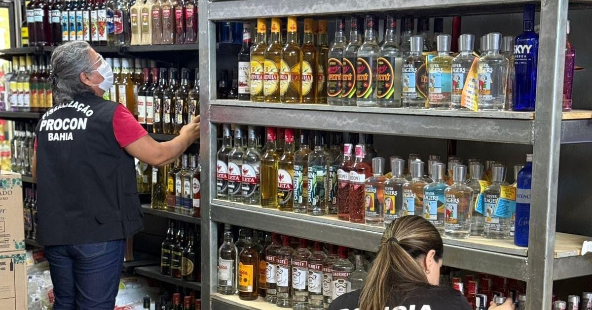 Segundo dia da Operação “Bebidas Etílicas” encontra 655 garrafas impróprias para consumo em Salvador