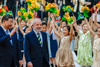 Terras raras: especialistas explicam por que parceria com os EUA não faz sentido