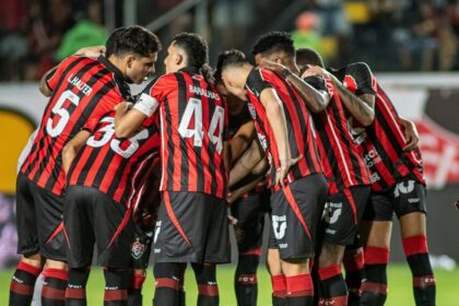 Vitória conta com quase 50 jogadores no Brasileirão 2025 e aposta em jovens da base