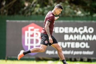 Vitória inicia preparação para o clássico Ba-Vi com retorno de Camutanga aos treinos