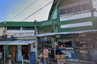 Alunos de 12 anos são flagrados tentando envenenar professoras em escola estadual de Salvador