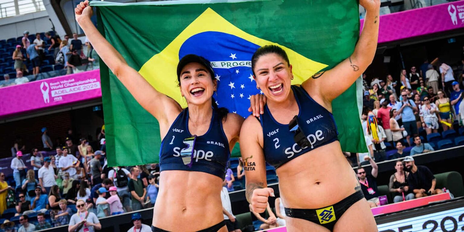 Carol Soberg e Rebecca faturam bronze no Mundial de vôlei de praia