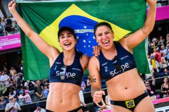 Carol Soberg e Rebecca faturam bronze no Mundial de vôlei de praia