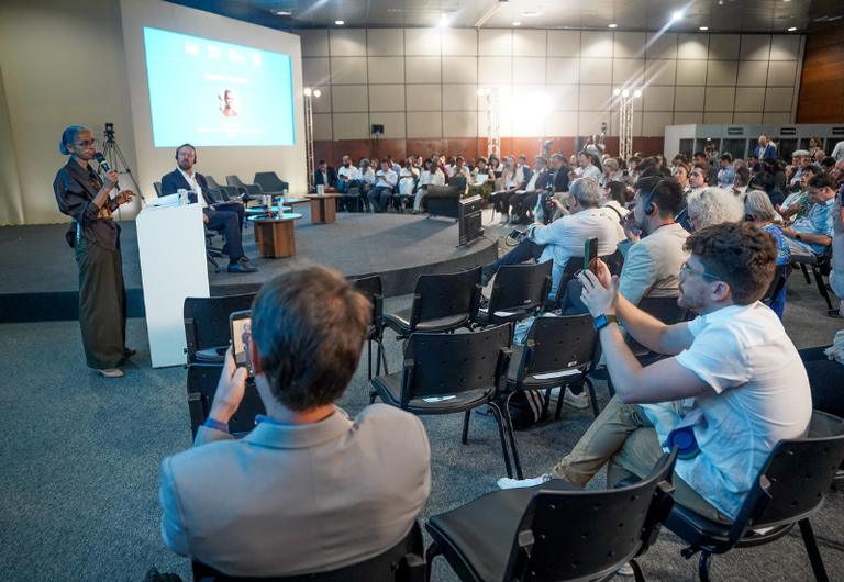 Governo Federal e ONU anunciam mutirão contra o calor extremo na COP 30 — Agência Gov