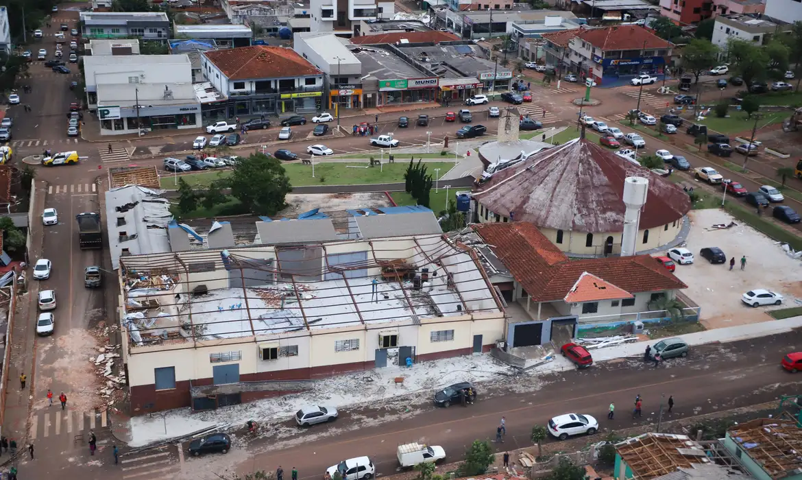 Governo agiliza liberação do FGTS para vítimas do tornado no Paraná