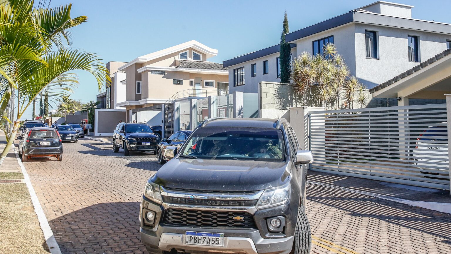 Jair Bolsonaro é preso pela Polícia Federal em Brasília