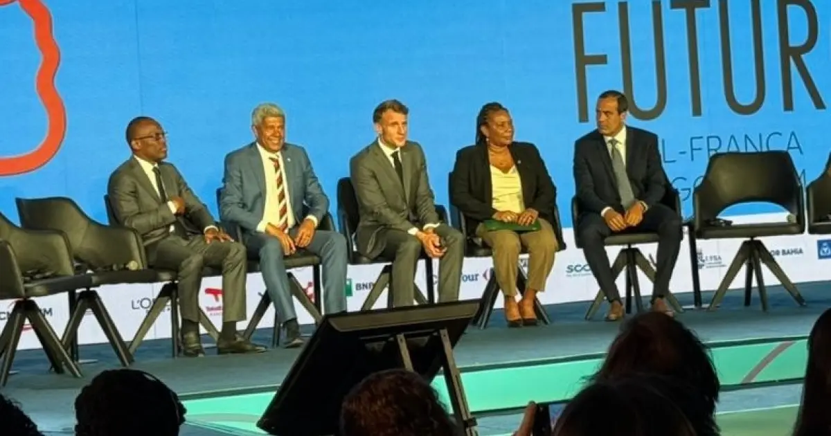 Macron agradece acolhimento em Salvador e celebra laços entre França, Brasil e África