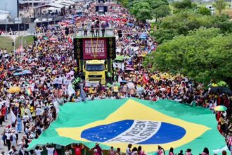 Marcha das Mulheres Negras por Reparação e Bem Viver reúne milhares em Brasília — Agência Gov