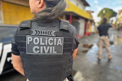 Mulher é presa suspeita de desviar mais de R$ 116 mil com golpes contra idosos em Salvador