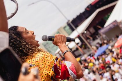 Na Marcha das Mulheres Negras por Reparação e Bem Viver, governo anuncia edital Xica Manicongo — Agência Gov