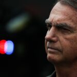 PL suspende atividades partidárias e salário de Bolsonaro