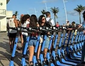Patinetes chegam à Cidade Baixa