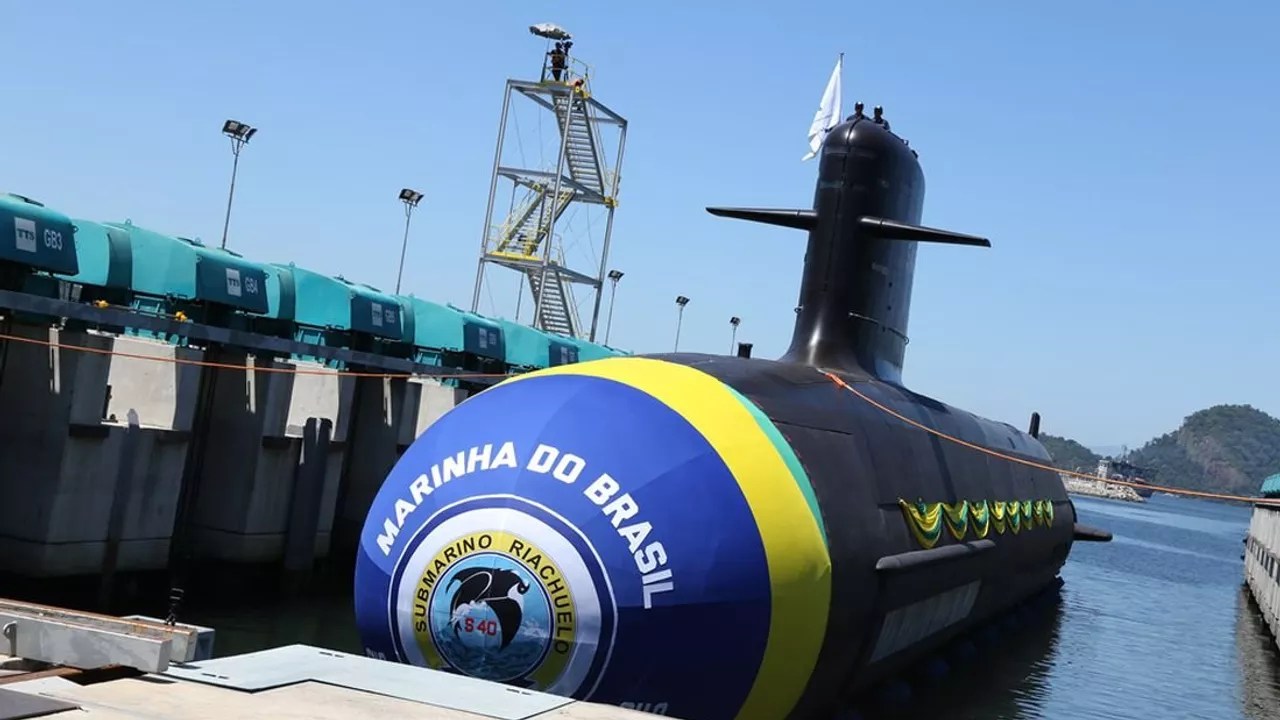 Submarino nuclear pode ser usado para defesa da soberania na Margem Equatorial?