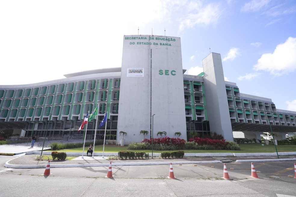 Suposta tentativa de envenenamento contra docentes é investigada pela polícia em Salvador