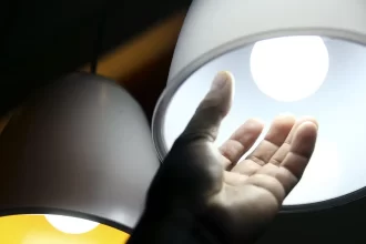 em dezembro, custo da energia elétrica vai ficar menor — Agência Gov