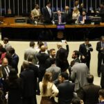 Câmara aprova redução de benefícios fiscais; projeto vai ao Senado