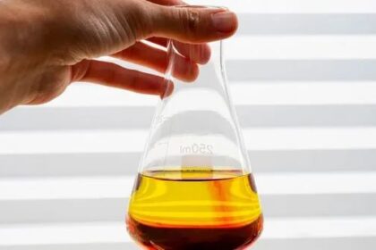 Dois suspeitos de intoxicação por metanol são transferidos para Salvador