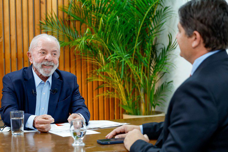 Em Pernambuco, Lula anuncia investimentos e detalha ações estruturantes