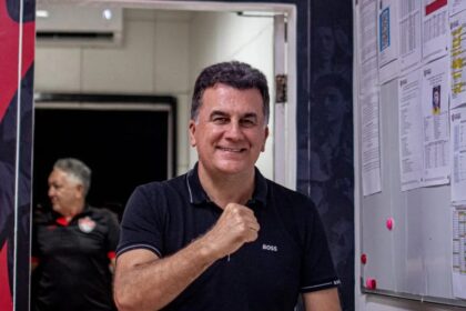 Fábio Mota vence eleições e é reeleito presidente do Vitória