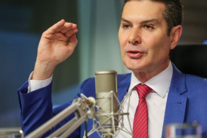 Governo federal vai investir R$ 4 bilhões em trens no Recife